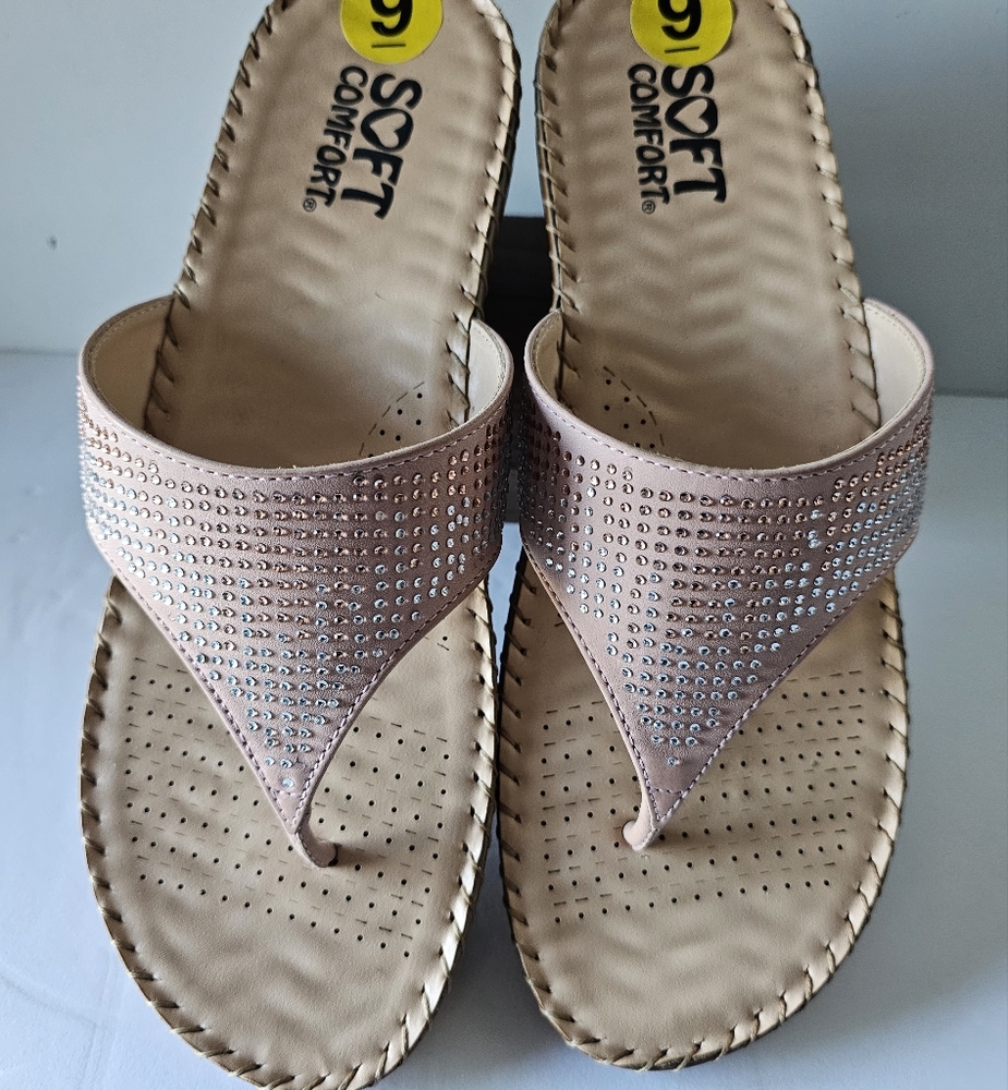 Soft Comfort Sandals,Taupe, Gold/Silver Sparkles, Sz 9, 2" Wedge, Made In India